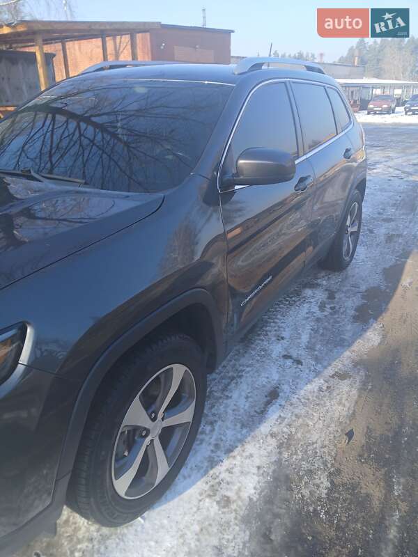Jeep Cherokee 2020