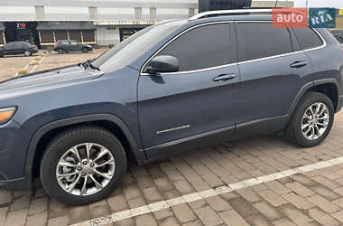 Позашляховик / Кросовер Jeep Cherokee 2020 в 