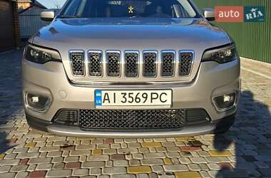 Позашляховик / Кросовер Jeep Cherokee 2018 в 