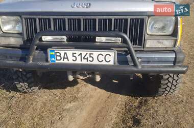 Внедорожник / Кроссовер Jeep Cherokee 1992 в Светловодске