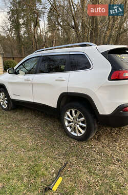 Позашляховик / Кросовер Jeep Cherokee 2015 в 