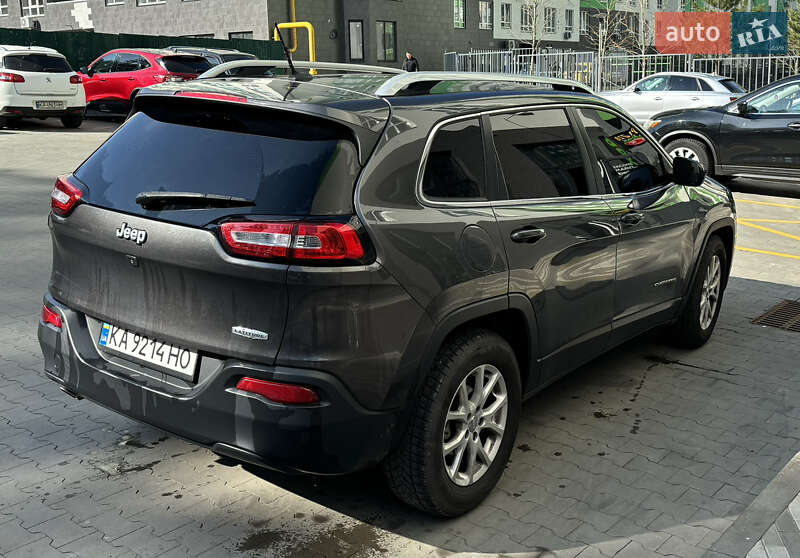 Внедорожник / Кроссовер Jeep Cherokee 2016 в Киеве фото 6 Внедорожник / Кроссовер Jeep Cherokee 2016 в Киеве