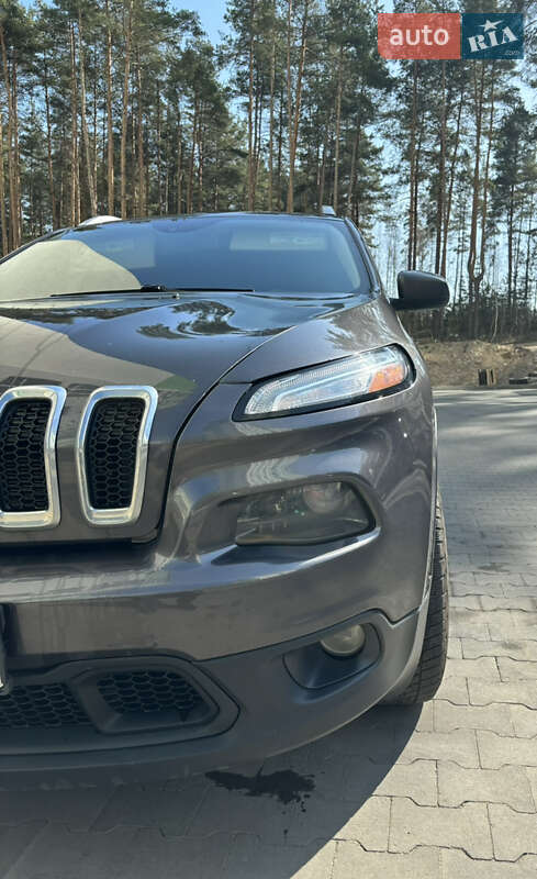 Внедорожник / Кроссовер Jeep Cherokee 2016 в Киеве фото 12 Внедорожник / Кроссовер Jeep Cherokee 2016 в Киеве