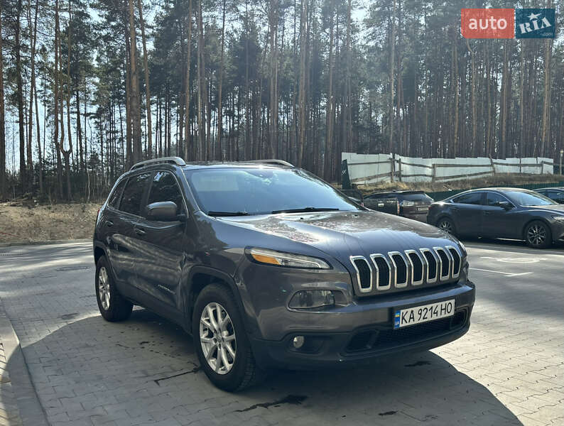 Внедорожник / Кроссовер Jeep Cherokee 2016 в Киеве фото 10 Внедорожник / Кроссовер Jeep Cherokee 2016 в Киеве