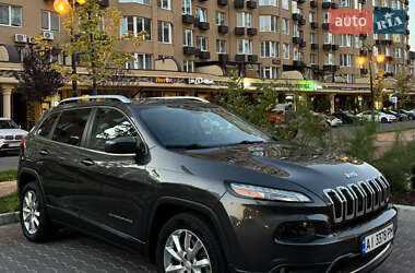 Позашляховик / Кросовер Jeep Cherokee 2017 в 