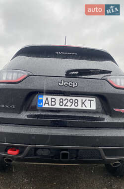 Внедорожник / Кроссовер Jeep Cherokee 2021 в 