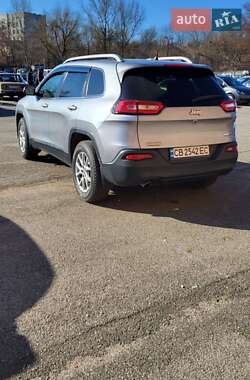 Внедорожник / Кроссовер Jeep Cherokee 2016 в Чернигове