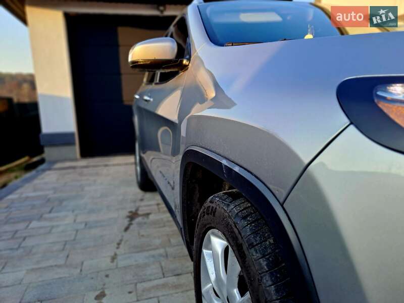 Позашляховик / Кросовер Jeep Cherokee 2016 в Жовкві фото 23 Позашляховик / Кросовер Jeep Cherokee 2016 в Жовкві