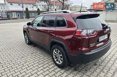 Позашляховик / Кросовер Jeep Cherokee 2018 в 