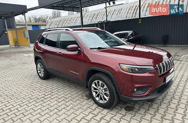 Позашляховик / Кросовер Jeep Cherokee 2018 в 