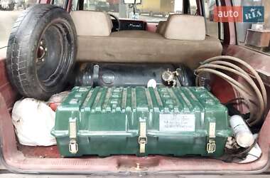 Внедорожник / Кроссовер Jeep Cherokee 1988 в 