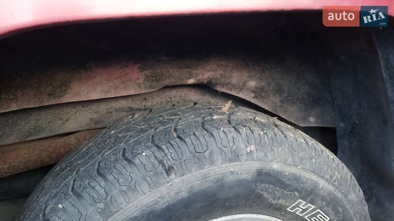 Внедорожник / Кроссовер Jeep Cherokee 1988 в Бережанах