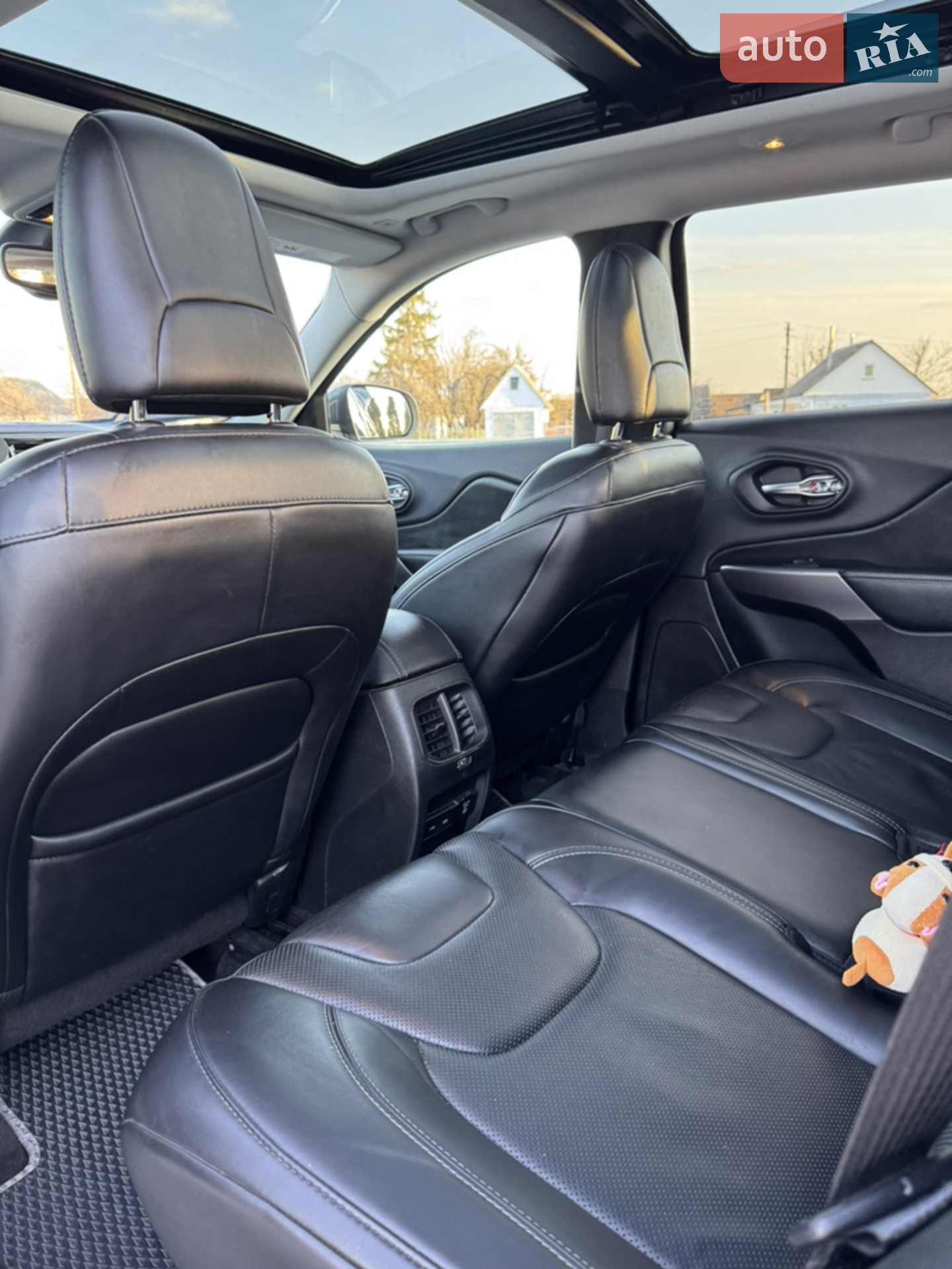 2018 Jeep Cherokee - мініатюра 26