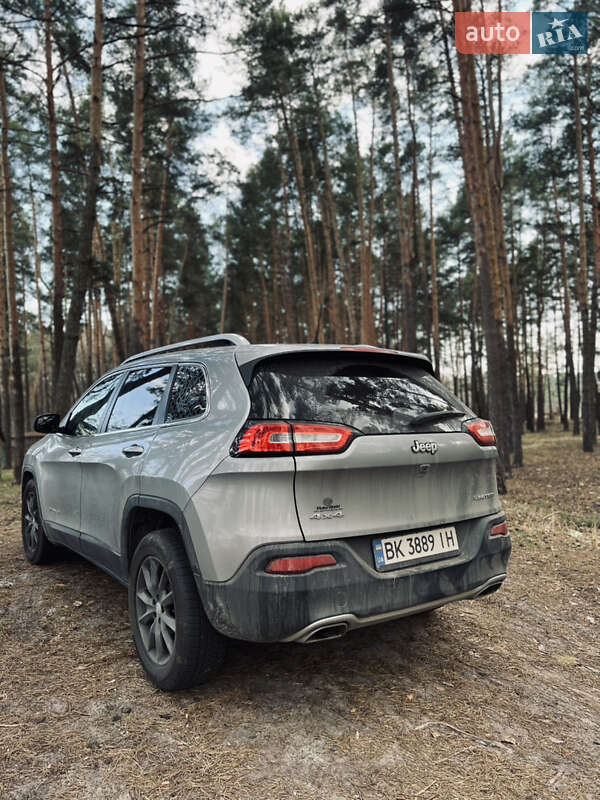 Позашляховик / Кросовер Jeep Cherokee 2015 в Рівному фото 6 Позашляховик / Кросовер Jeep Cherokee 2015 в Рівному