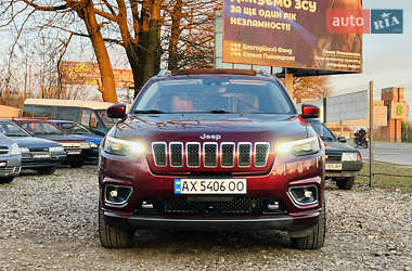 Внедорожник / Кроссовер Jeep Cherokee 2018 в 
