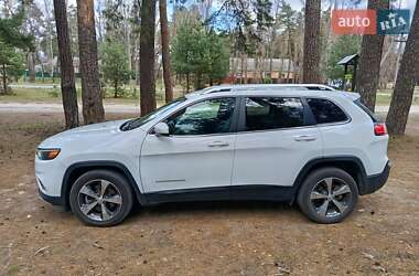 Позашляховик / Кросовер Jeep Cherokee 2018 в 