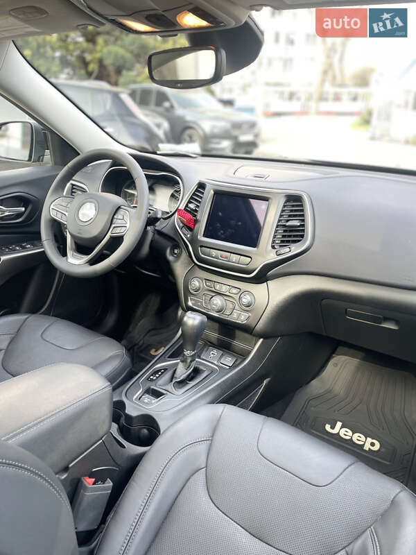 Позашляховик / Кросовер Jeep Cherokee 2021 в Одесі