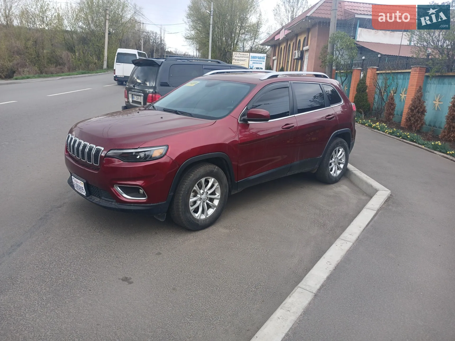 2019 Jeep Cherokee - мініатюра 14