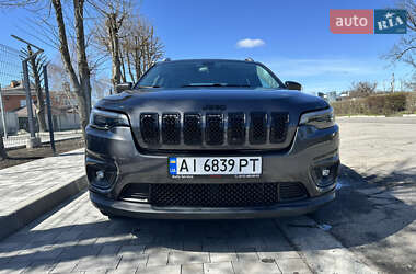 Внедорожник / Кроссовер Jeep Cherokee 2018 в 