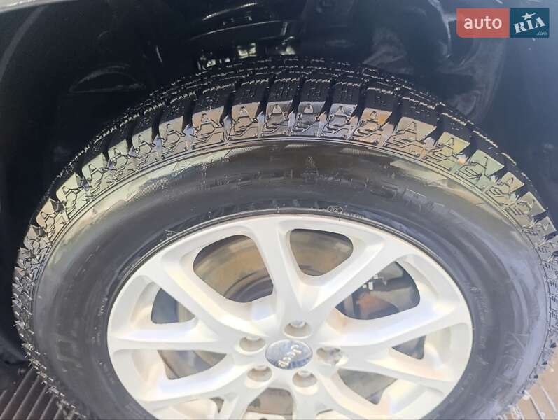 Внедорожник / Кроссовер Jeep Cherokee 2016 в Тернополе фото 9 Внедорожник / Кроссовер Jeep Cherokee 2016 в Тернополе