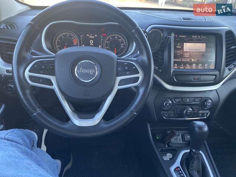 Позашляховик / Кросовер Jeep Cherokee 2017 в Нетішині