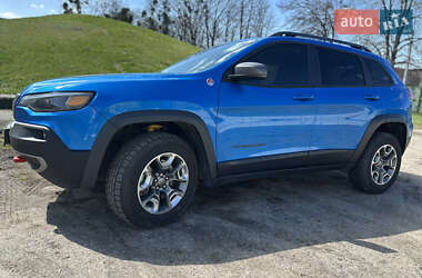 Внедорожник / Кроссовер Jeep Cherokee 2020 в 