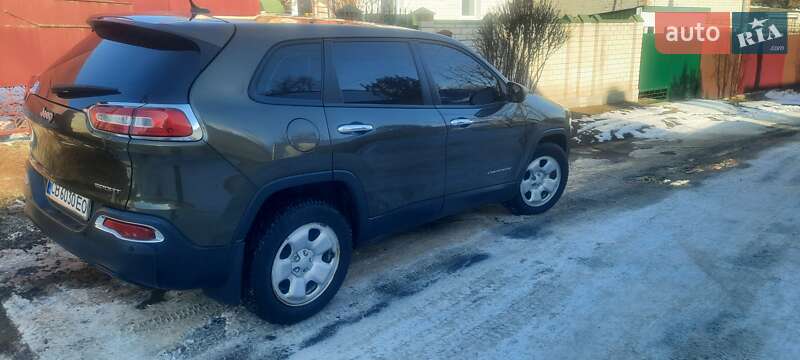 Внедорожник / Кроссовер Jeep Cherokee 2014 в Чернигове фото 5 Внедорожник / Кроссовер Jeep Cherokee 2014 в Чернигове