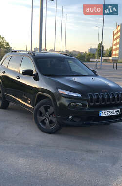 Внедорожник / Кроссовер Jeep Cherokee 2016 в 