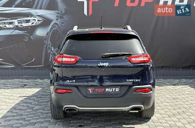 Внедорожник / Кроссовер Jeep Cherokee 2015 в 