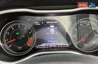 Внедорожник / Кроссовер Jeep Cherokee 2015 в 