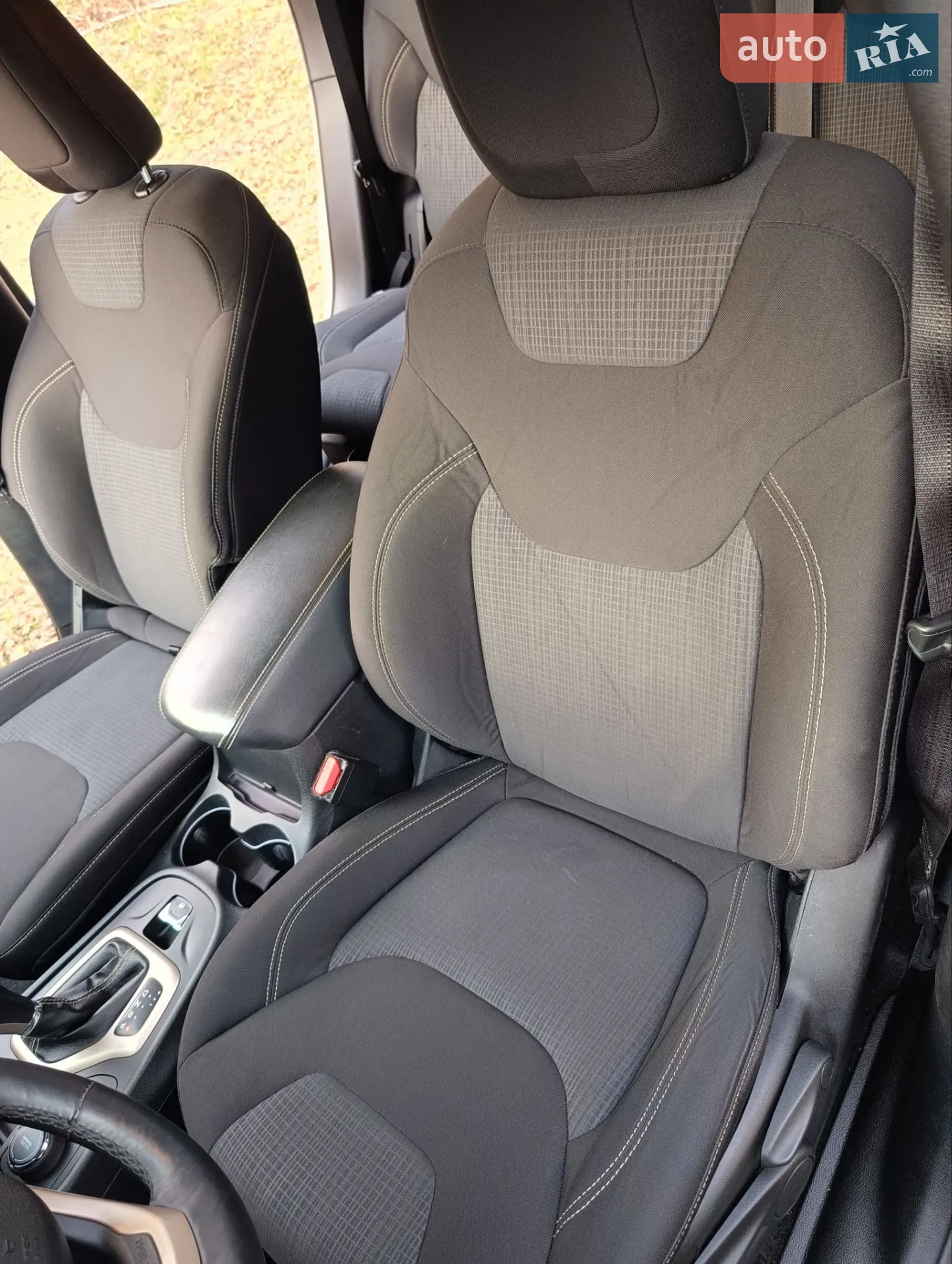 2014 Jeep Cherokee - мініатюра 12