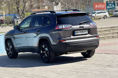 Внедорожник / Кроссовер Jeep Cherokee 2019 в 
