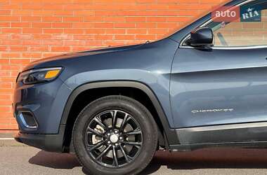 Внедорожник / Кроссовер Jeep Cherokee 2019 в 