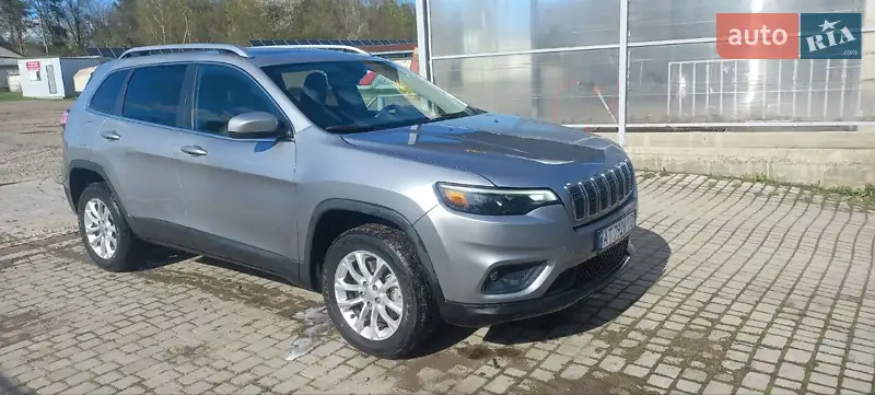 Jeep Cherokee
