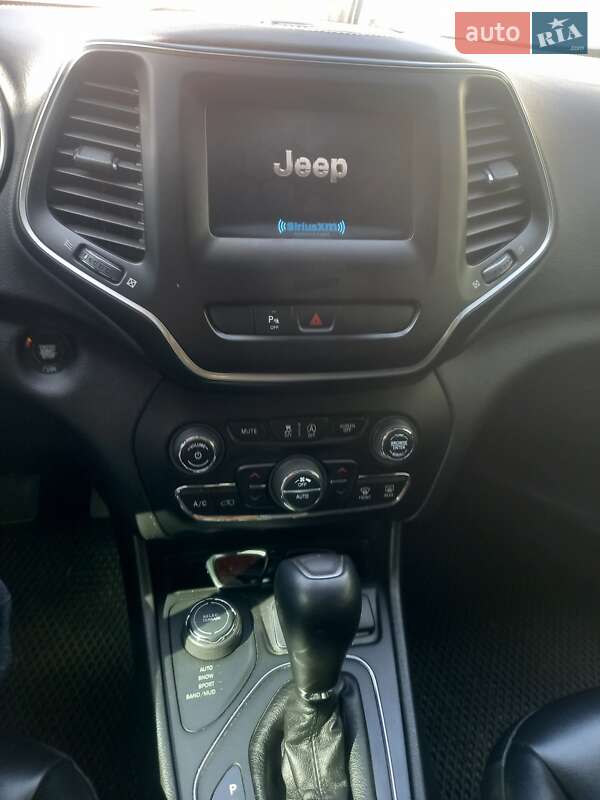 Позашляховик / Кросовер Jeep Cherokee 2018 в Сумах фото 9 Позашляховик / Кросовер Jeep Cherokee 2018 в Сумах