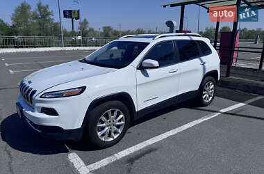 Внедорожник / Кроссовер Jeep Cherokee 2016 в 
