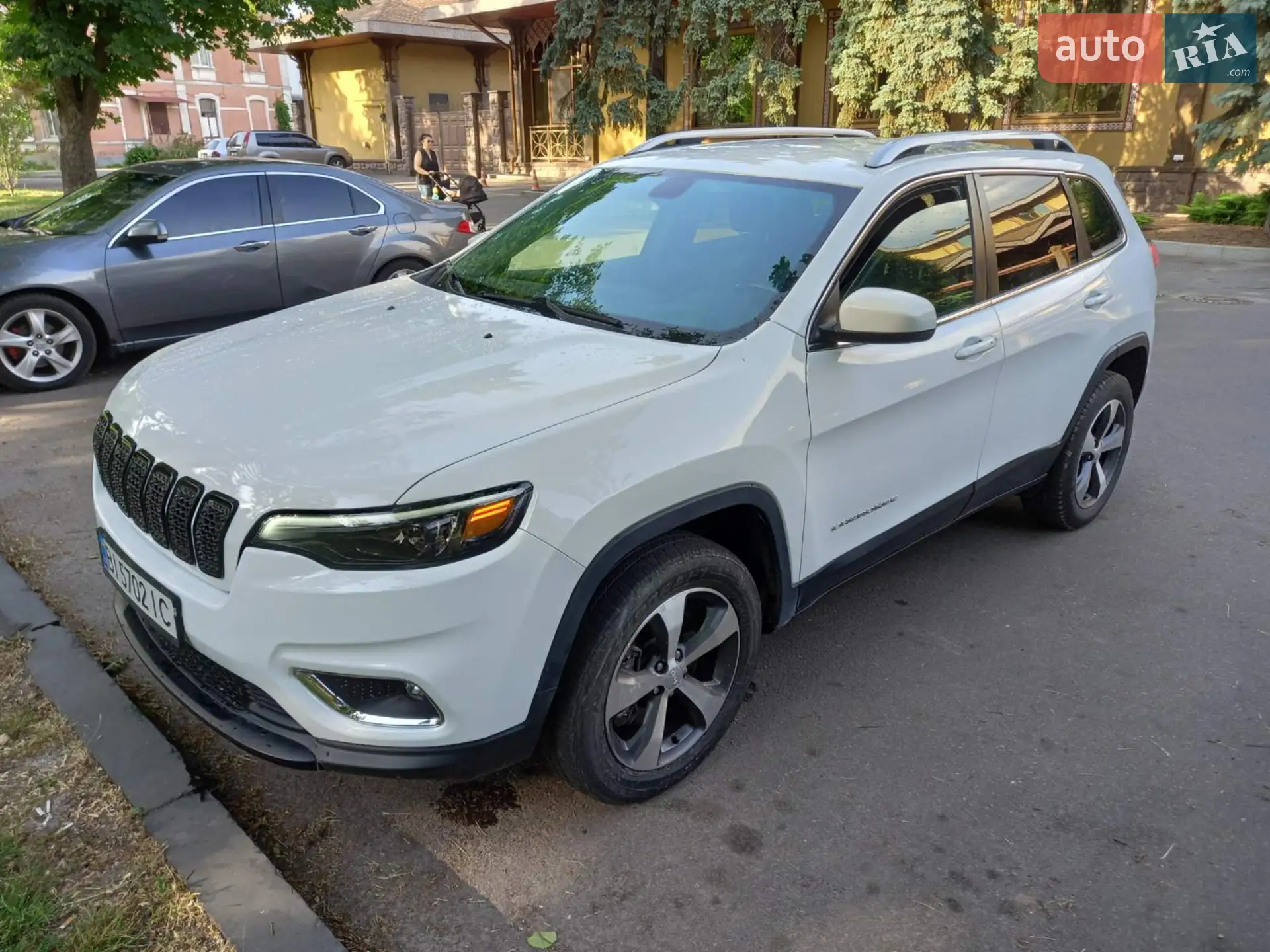 2020 Jeep Cherokee - мініатюра 5