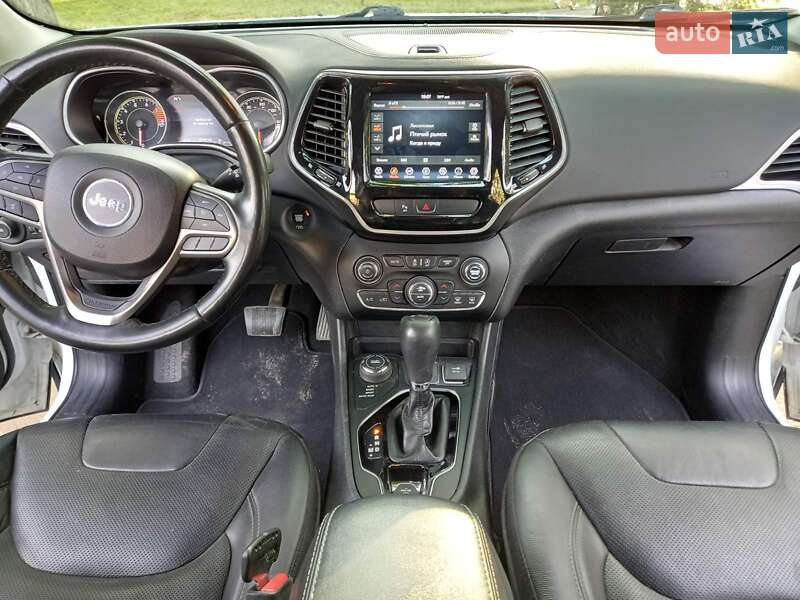 Позашляховик / Кросовер Jeep Cherokee 2020 в Полтаві