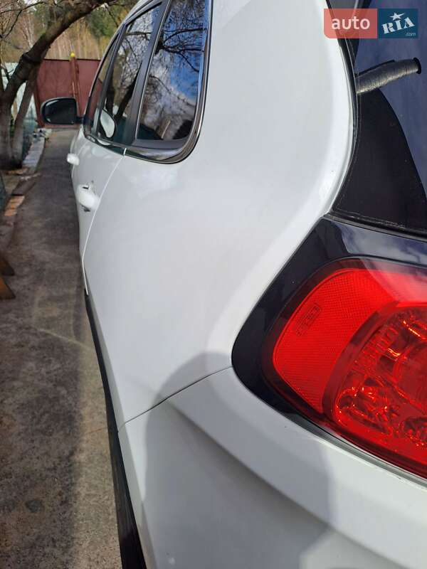 Позашляховик / Кросовер Jeep Cherokee 2017 в Києві