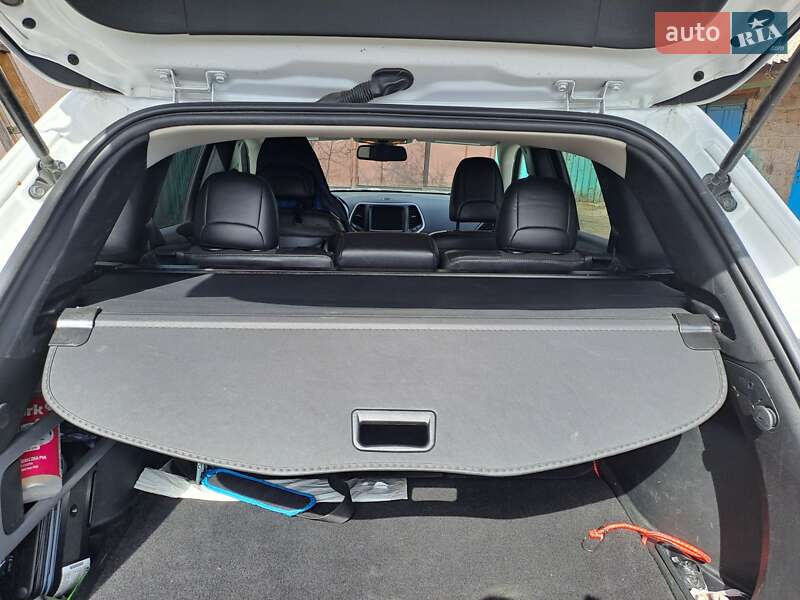 Позашляховик / Кросовер Jeep Cherokee 2017 в Києві