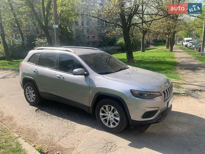 Jeep Cherokee 2020 VIN 1C4PJMCB8LD634024 фото оголошення 2 з 55