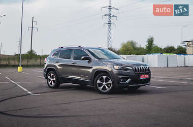 Позашляховик / Кросовер Jeep Cherokee 2020 в 