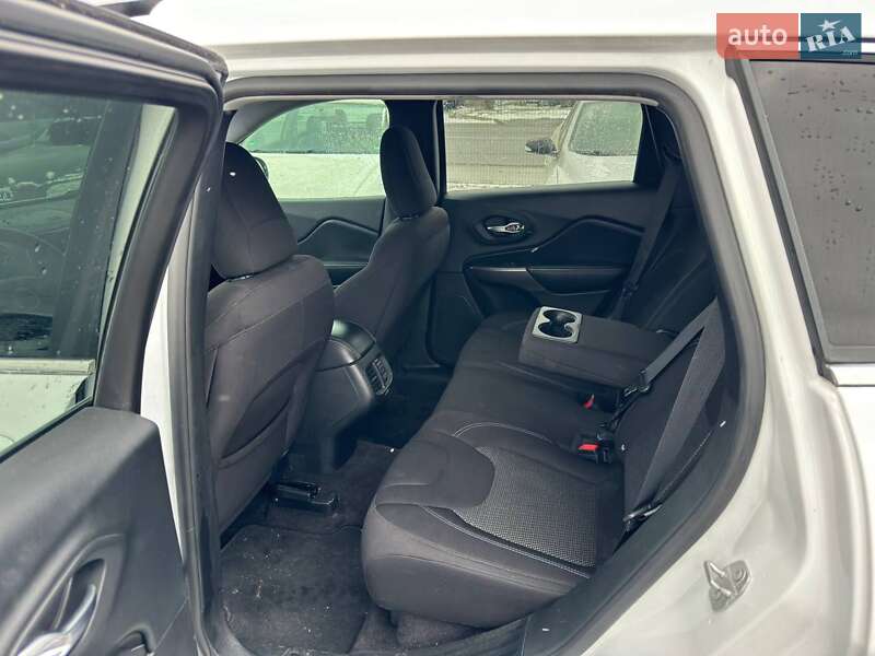 Позашляховик / Кросовер Jeep Cherokee 2018 в Вінниці