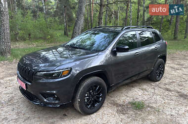 Внедорожник / Кроссовер Jeep Cherokee 2022 в 
