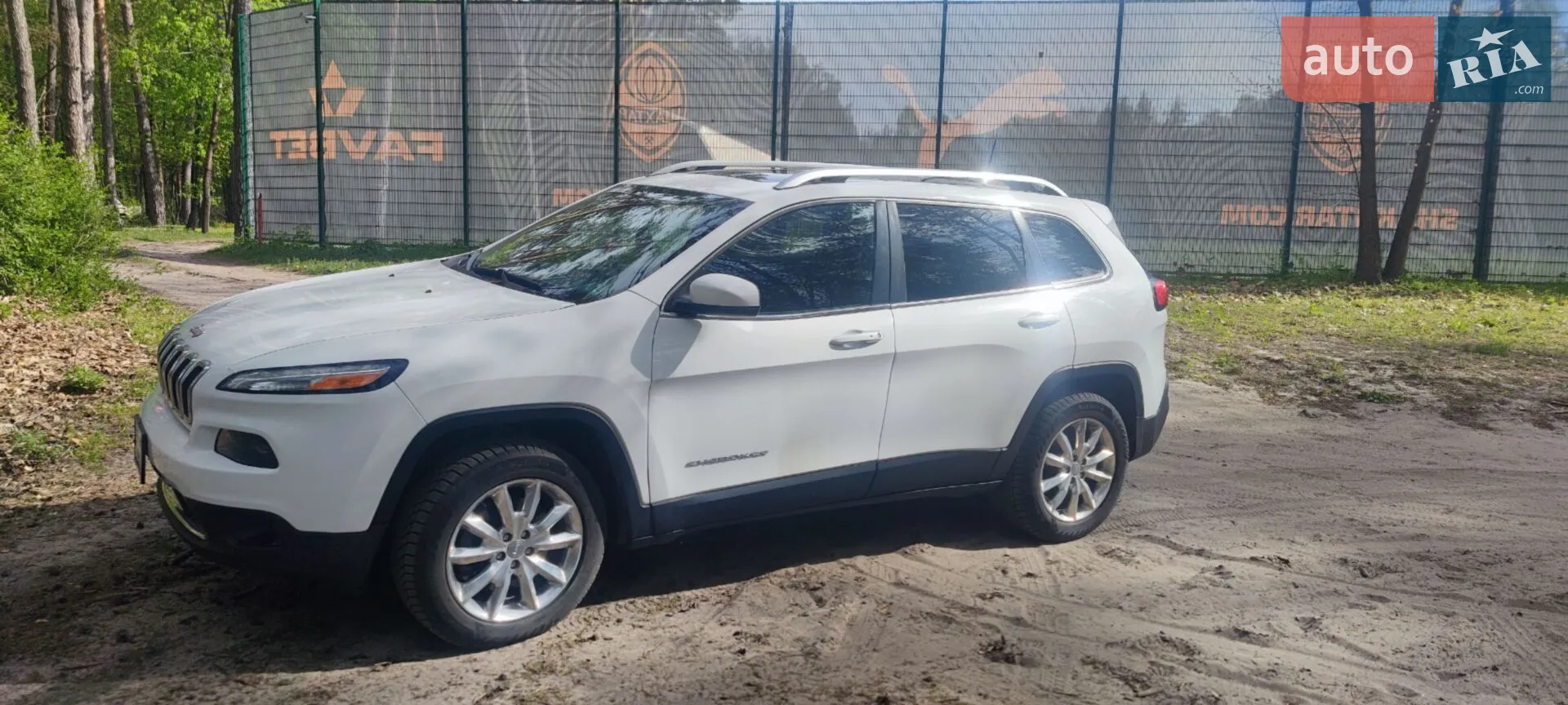 2017 Jeep Cherokee - мініатюра 19