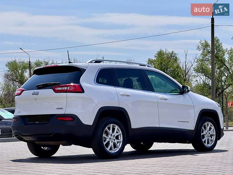 Внедорожник / Кроссовер Jeep Cherokee 2017 в Запорожье