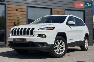 Позашляховик / Кросовер Jeep Cherokee 2015 в 