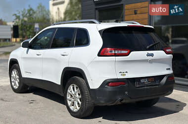 Позашляховик / Кросовер Jeep Cherokee 2015 в 