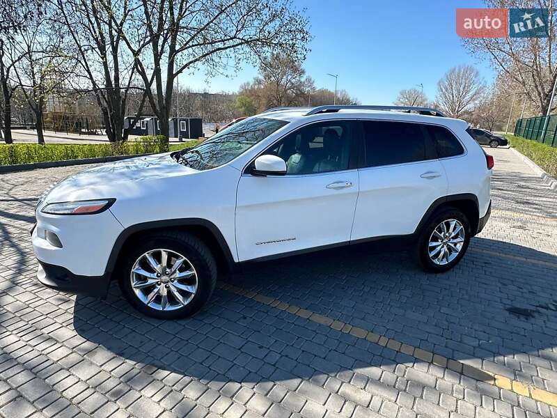 Внедорожник / Кроссовер Jeep Cherokee 2014 в Каменском