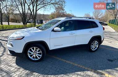 Внедорожник / Кроссовер Jeep Cherokee 2014 в 